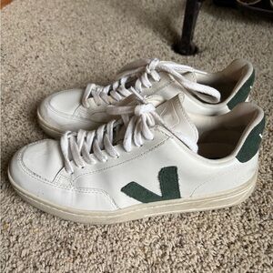 Veja Campo Chromefree Emeraude Trainers